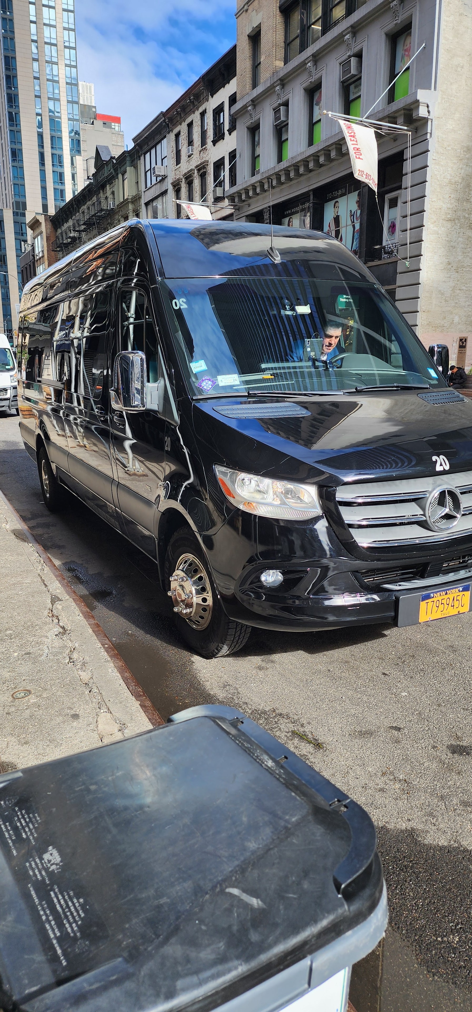 Black executive Sprinter van — city transfer